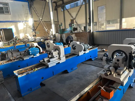 Die Fabrik bietet eine preisgünstige, handgeführte, wiederaufladbare, selbstfahrende Bodenwaschmaschine mit automatischem Roboter und gutem Angebot zum Verkauf an